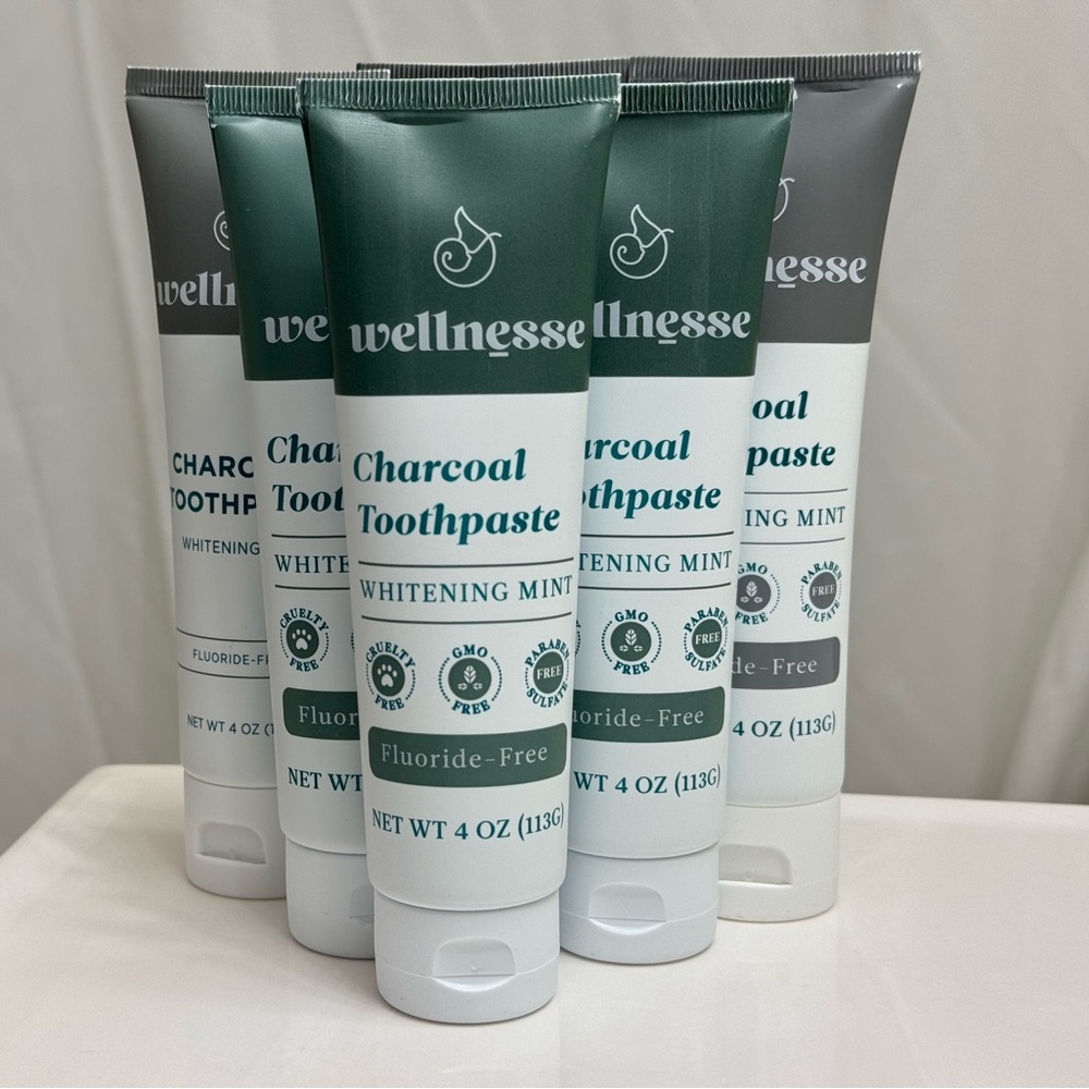Wellnesse Charcoal Toothpaste 4oz x6